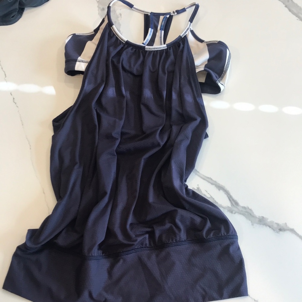 Lululemon tank